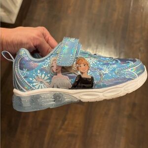 Frozen Toddler Light-Up Sneakers - Size 11